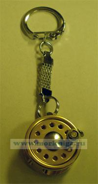 Брелок с катушкой