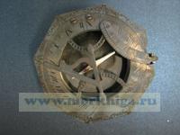 Солнечные часы с компасом.