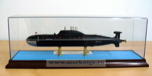 Макет атомной подводной лодки проекта 971 "Барс"