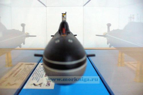 Макет атомной подводной лодки проекта 971 "Барс"