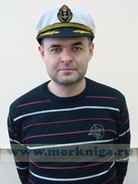 Капитанка с шевроном 