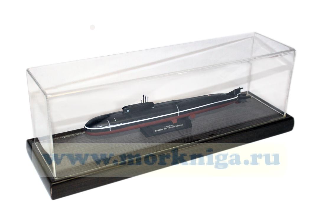 Модель атомной подводной лодки с крылатыми ракетами (ПЛАРК) 