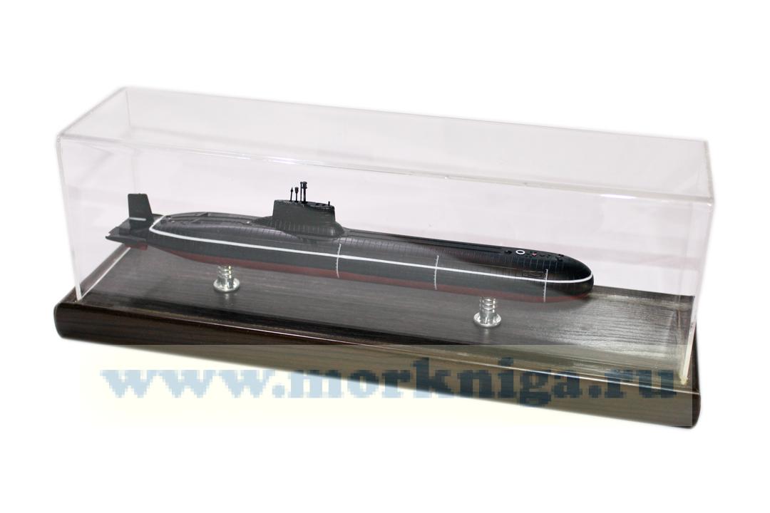 Модель тяжелого ракетного подводного крейсера стратегического назначения 