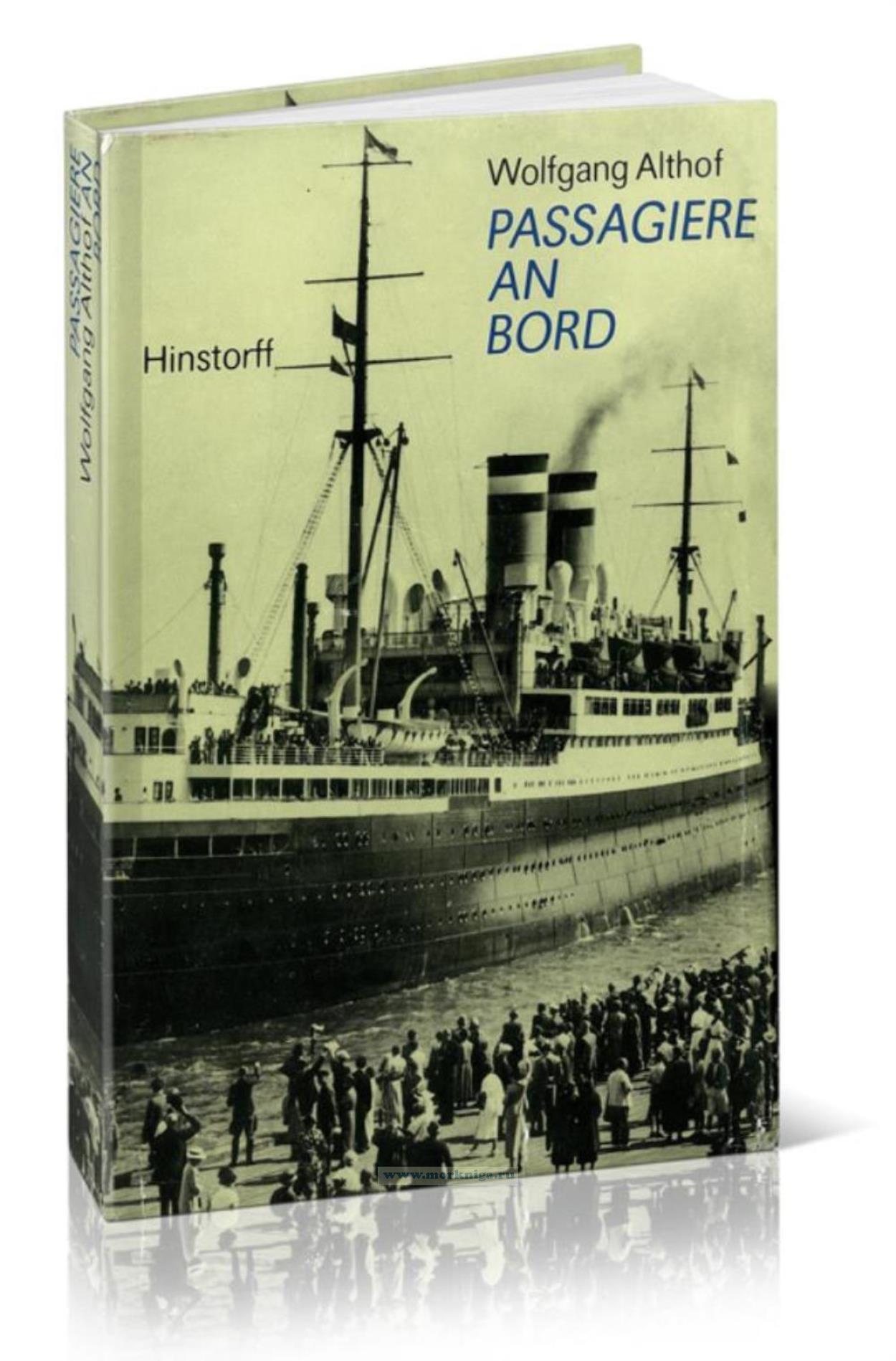 Passagiere an bord/Пассажиры на борту