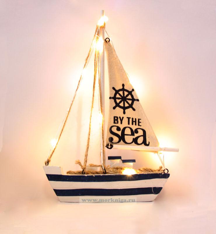 Корабль сувенирный с подсветкой