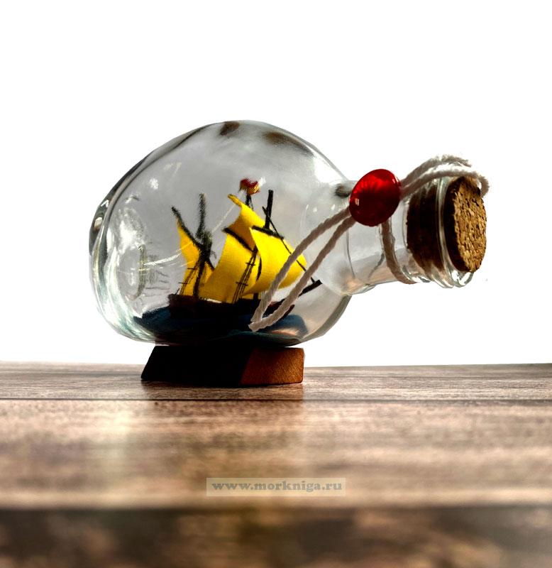 Корабль сувенирный 