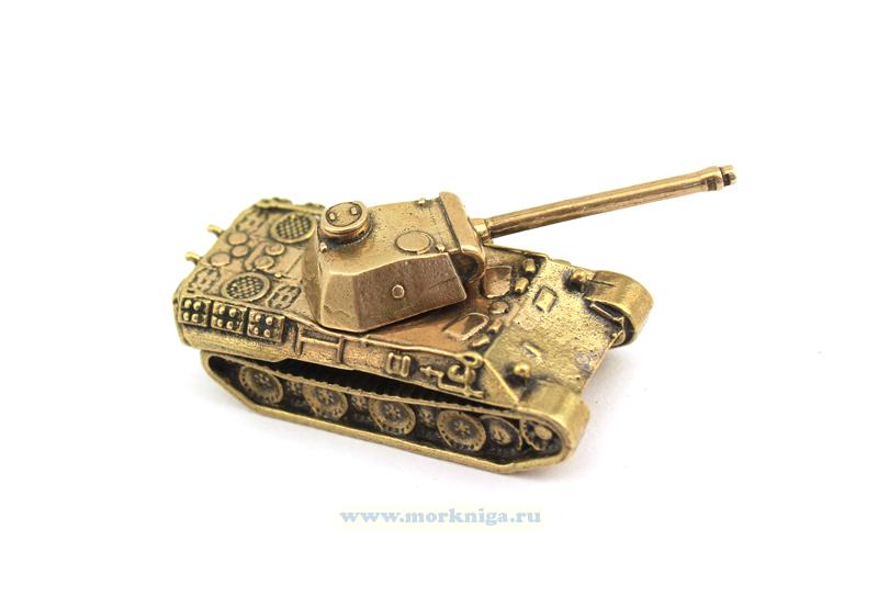 Модель танка из латуни (ВОВ иностранного производства, Panther, 3,7 х 1,8 х 1,5 см, длина ствола 2,1 см)