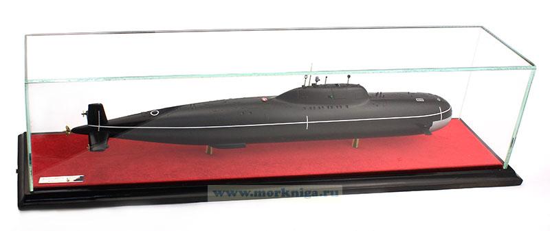 Модель атомной подводной лодки проекта 705 