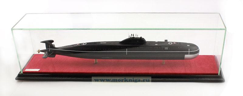 Модель атомной подводной лодки проекта 671 РТМК
