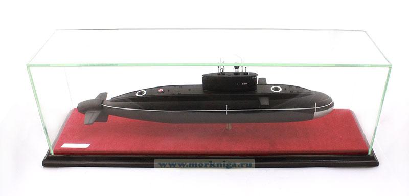 Модель подводной лодки проекта Б-871 Алроса