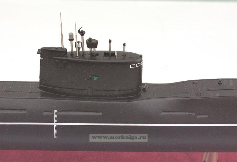 Модель подводной лодки проекта 641-Б