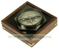 Сувенир в деревяном футляре: компас 8*8см