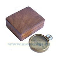 Компас походный MADE FOR ROYAL NAVY London в деревянном футляре