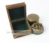 Секстант sir Wiliam Gell  в шкатулке из красного дерева