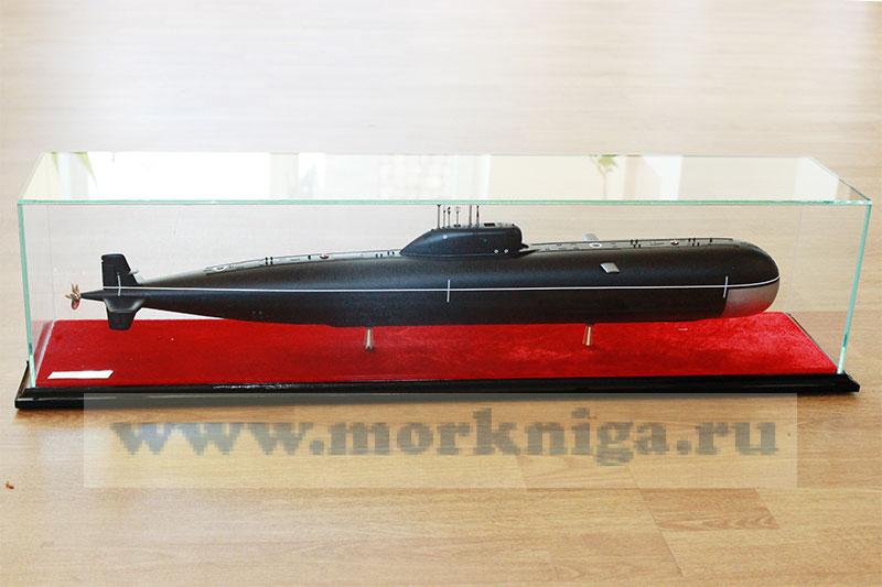 Модель атомной подводной лодки проекта 670 М