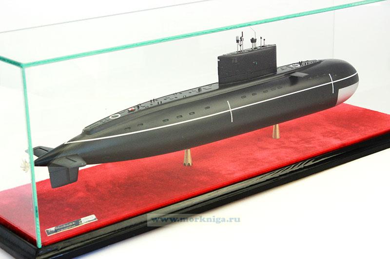 Модель дизельной подводной лодки проекта 877