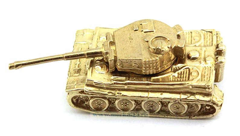 Модель танка из латуни (ВОВ иностранного производства, Tiger, 3,4 х 2 х 1,5 см, длина ствола 2,1 см)