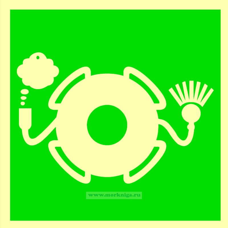 Знак ИМО. Спасательный круг с огнем и дымовой шашкой