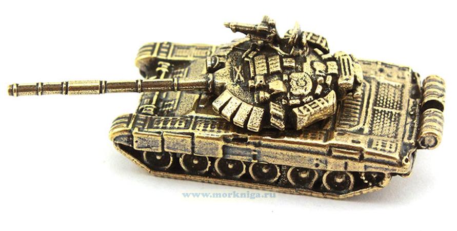 Модель танка из латуни (российского производства, Т-72, 3,7 х 1,8 х 1,4 см, длина ствола 2,3 см)